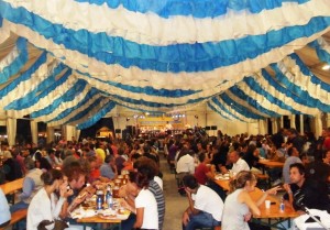 IL-PADIGLIONE-DEL-BAVIERAFEST.jpg