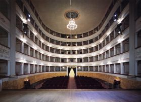 Teatro_Pacini.jpg