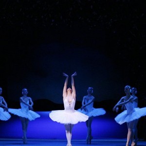 russian-classical-ballet-lago-cigni-biglietti.jpg