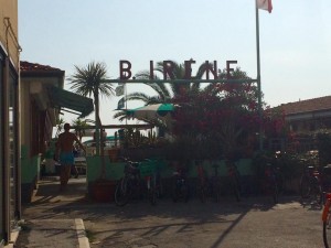 11667967_961204740610322_1094984952_n