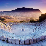 1566045101-0-segesta-senza-tempo-magia-cultura-dionisiache